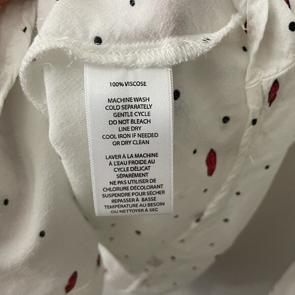 BeachLunchLounge Lips Button Down Womens XL White Red Novelty Kisses Fun Breezy - Picture 9 of 11